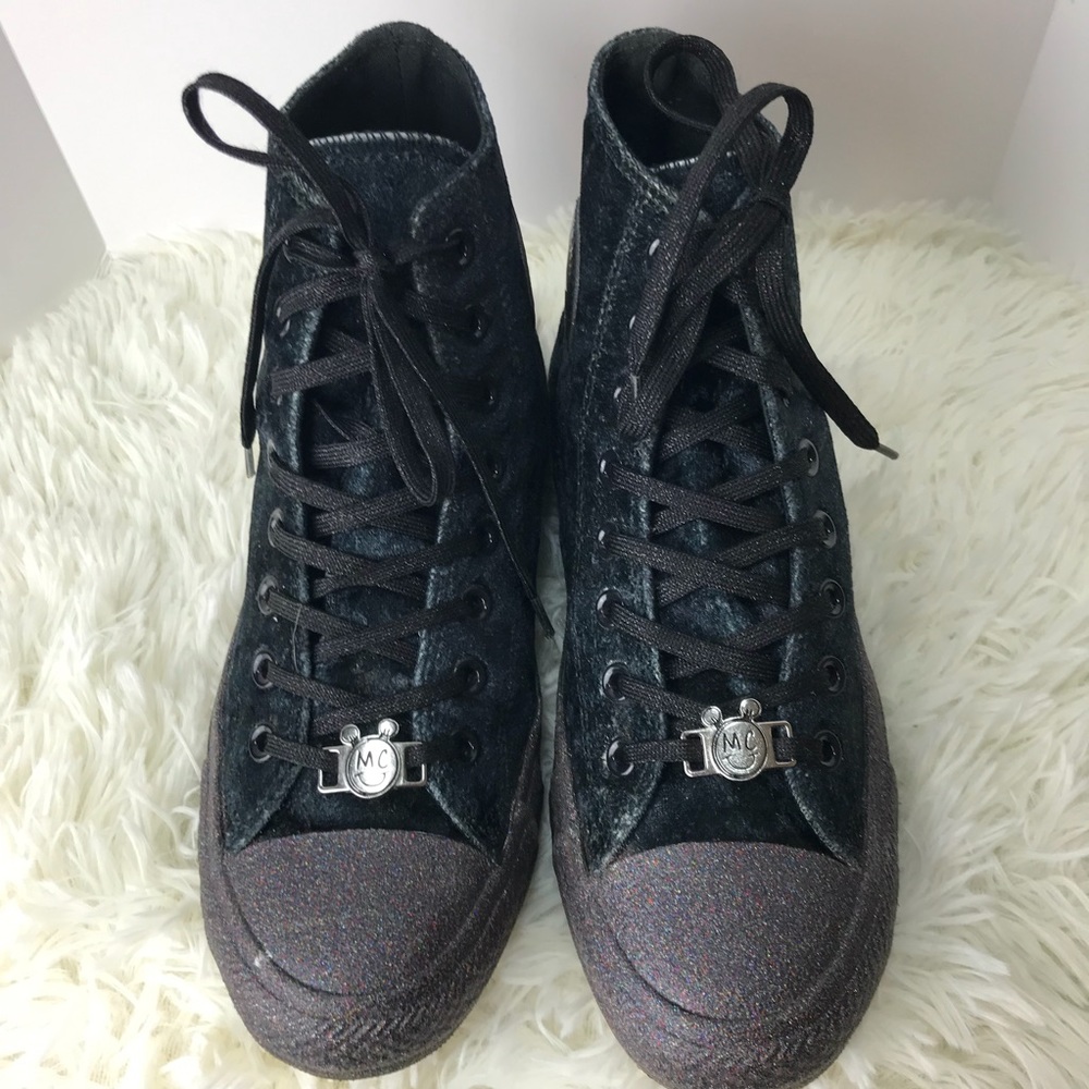 CONVERSE MILEY CYRUS  RARE BLACK CRUSH VELVET MIX GLITTER SIZE 9.5 HIGH TOPS